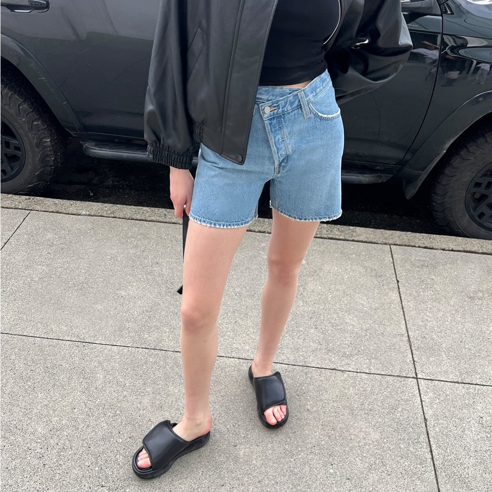 Light Blue Denim Women's Mid-Rise Shorts